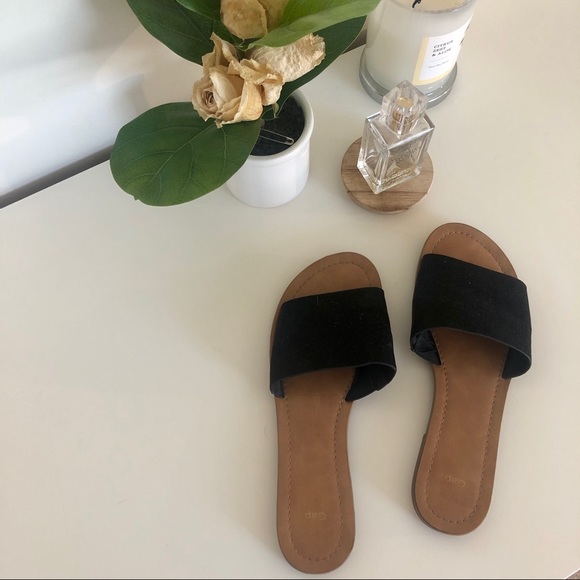 Black flat sandals - Picture 2 of 2